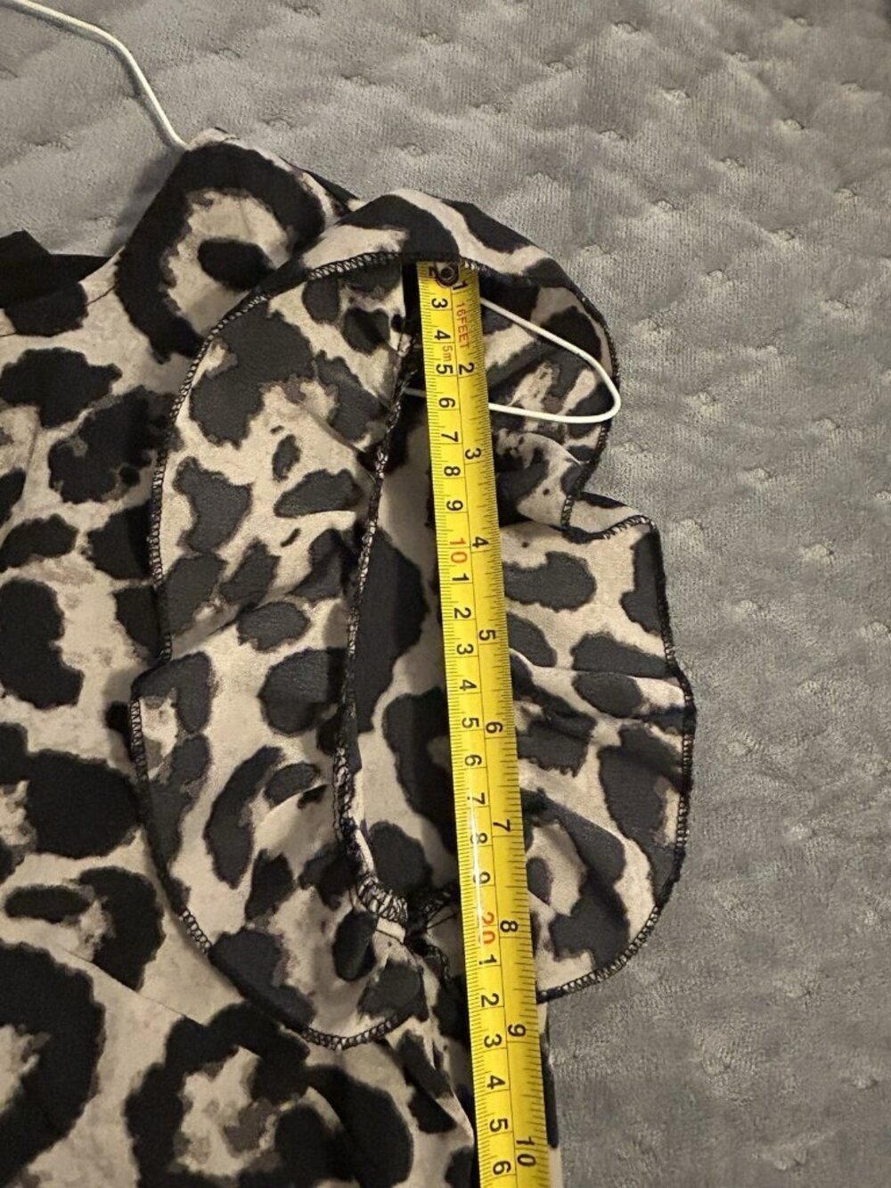 Summer Cheetah Animal Print Dress Sz M Lightweight Ruffle Sleeveless Black Gray - Picture 7 of 8